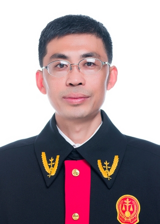 法官于成乐